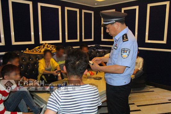 隆安警方开展“地毯式”检查 打击违法犯罪(图)