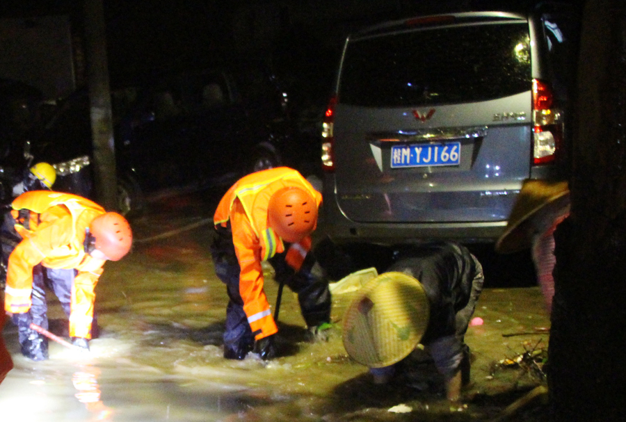 ��ɽ��������ͻ����ˮ�����70���� ������������