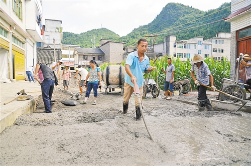 标题:记者蹲点笔记⑧——来自贵州省遵义市凤冈县永和镇党湾村的报告