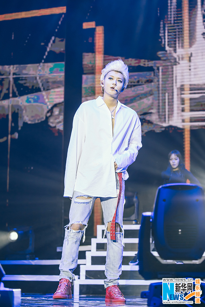 黄子韬自曝现在rap唱的少!首轮巡演澳门完美收