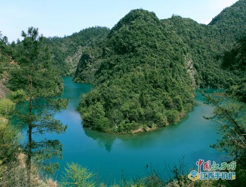 第九届网络媒体江西游走进武宁看山看水