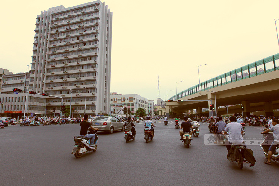 南宁:园湖北路(中华路至民主路段)正式恢复通行