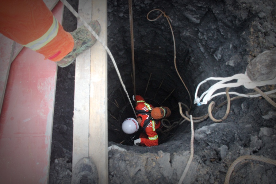 ������һ�ڽ�����2������׹��25�������(��ͼ)