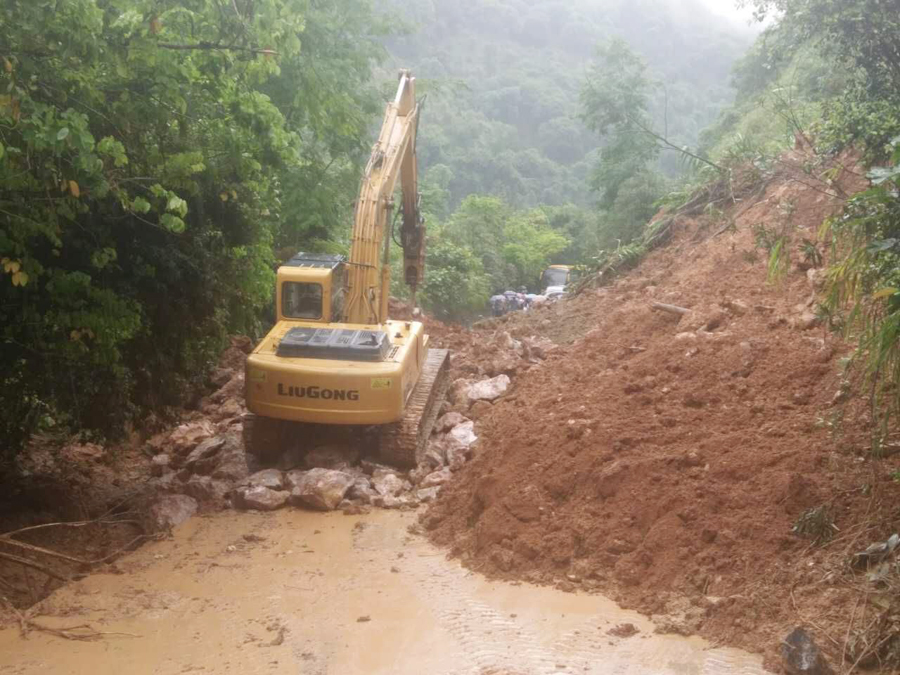 �ϵ�����һ·��ɽ�廬�� �ϵ�����뽻ͨ�ж�(ͼ)