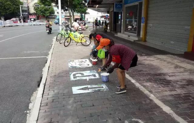 南宁重新划设非机动车停放区域 乱停放或被罚50元-广西新闻网