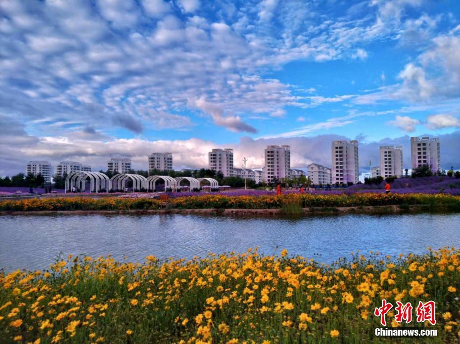 美哭!甘肃金昌雨霁霞飞变幻万千