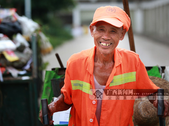 藤县县城人口_...了 广西8个县人口超百万,藤县排名...