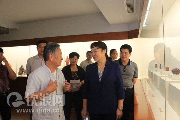 王革冰率队到江苏省宜兴市学习考察