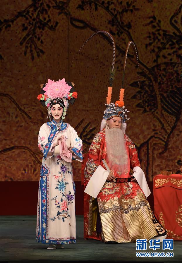 京剧珠帘寨在长安大戏院上演