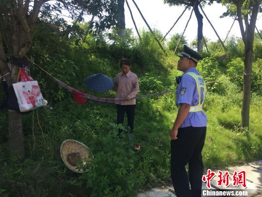 ͼΪ�¼���Ȱ����·����ľ�Ϲҵ�����·�� ��ܰ ��