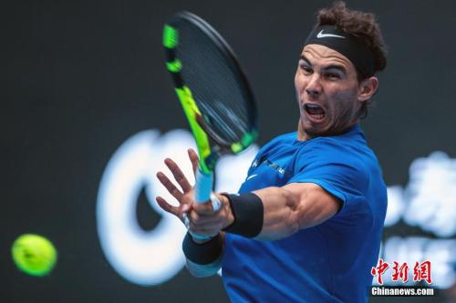 2020年atp排名积分_2020澳网男单冠军德约科维奇拍写真最新ATP排名(2)