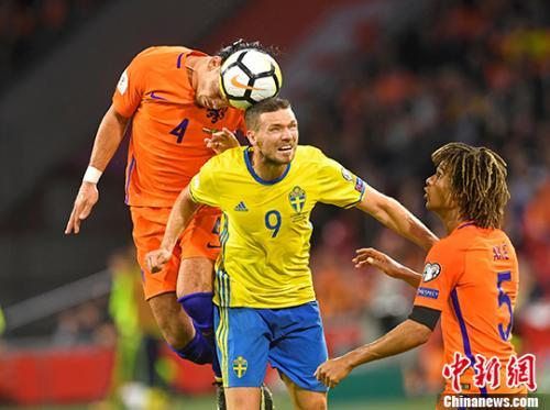 世预赛综述:阿根廷惊险晋级 荷兰悲情出局