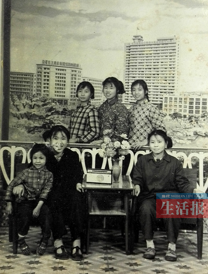 老照片背后的故事:30多年前的徒弟在想念你(组图)