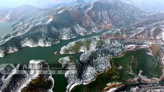 三江大塘坳现冰凌景观 银装素裹冬景如画(视频/图)