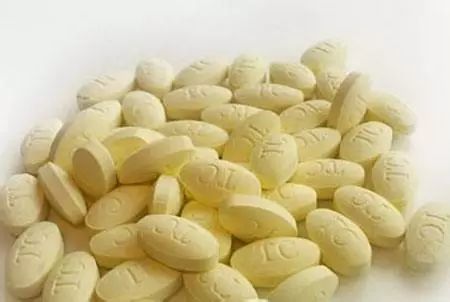 吃什么东西能补充维生素a和d 40447a93e002b07a098382a8a3abc999.jpg