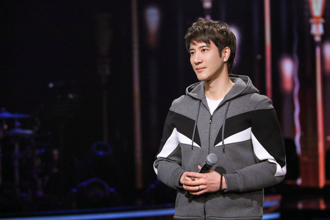 《经典咏流传》王力宏唱新作:《三字经》倒背