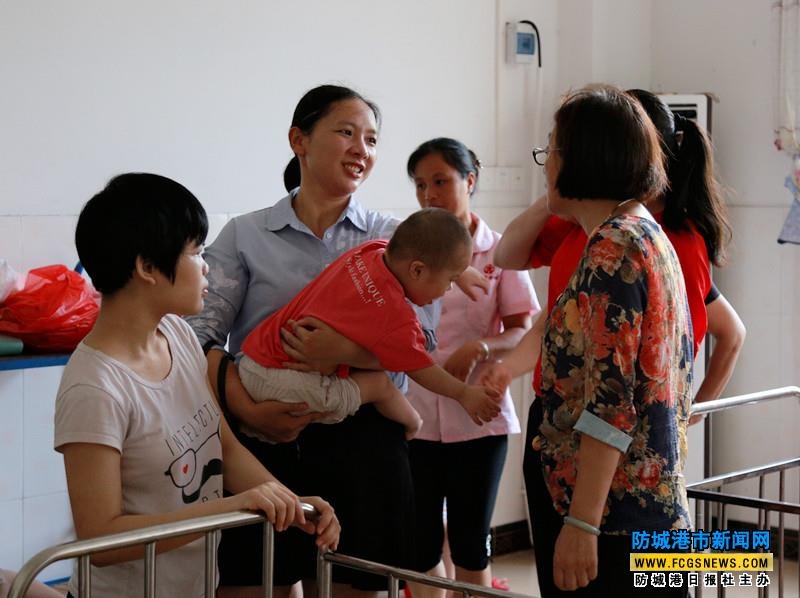 防城港仙人湾社区爱心超市架起爱心桥梁