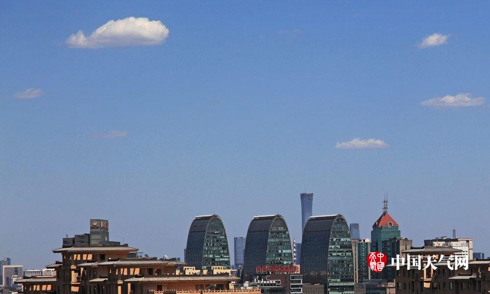 大风吹散沙尘 北京再现水晶蓝