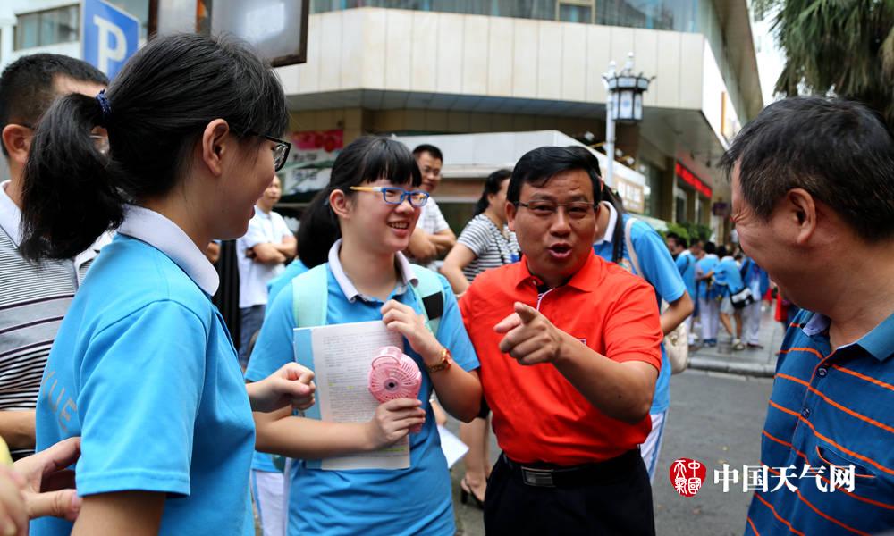 桂林凉爽天气迎接中考首日