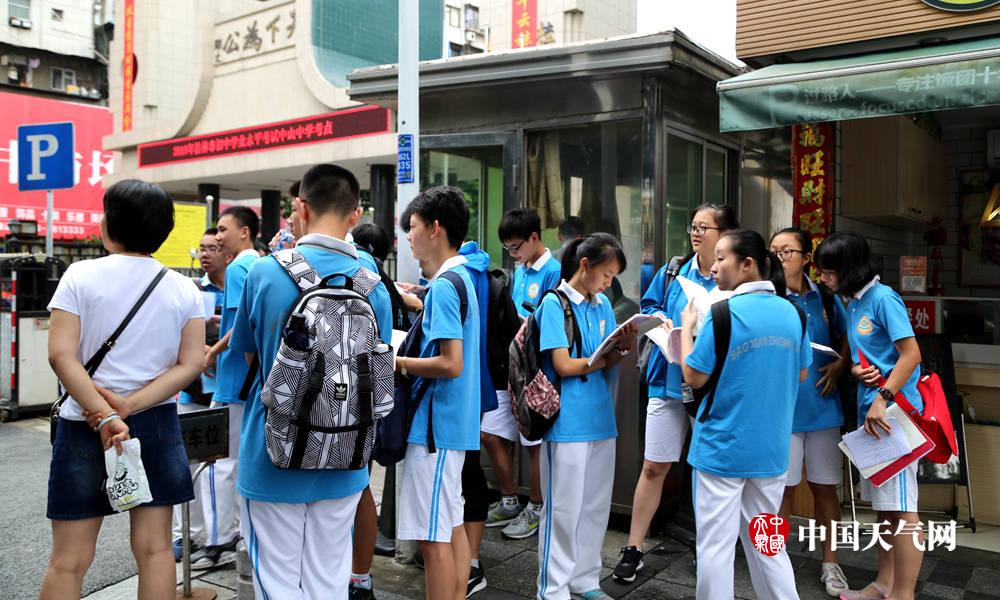 桂林凉爽天气迎接中考首日