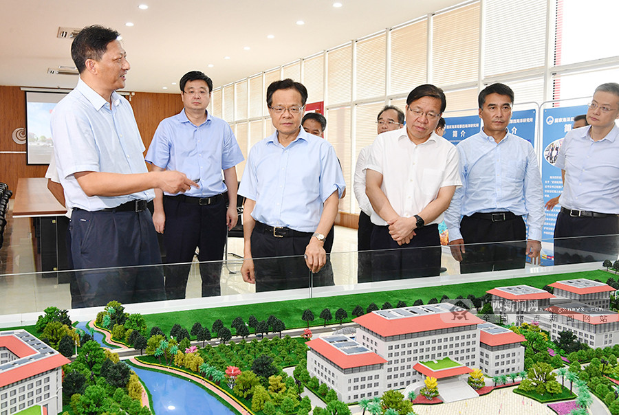 陈武深入北海调研并召开沿海三市经济形势分析座谈会