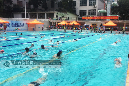 2018广西少儿游泳锦标赛在梧州火热开赛(图)