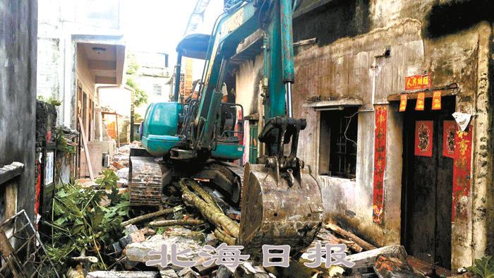 北海海城区拆除小街小巷违章建筑-广西新闻网