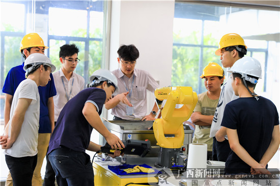 碧桂园进军智能制造 5年时间打造机器人产业生态圈