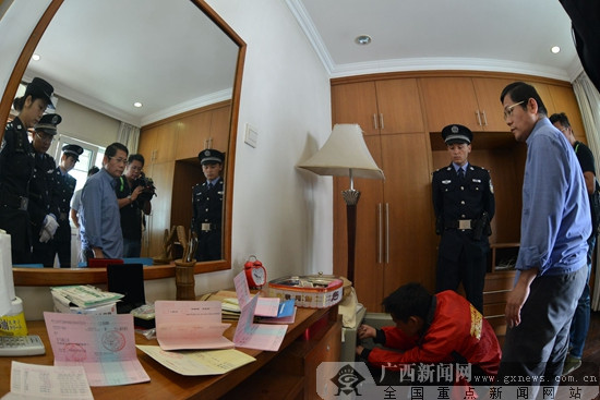 搜查别墅、扣押财产 全媒体直播广西执行风暴(图)