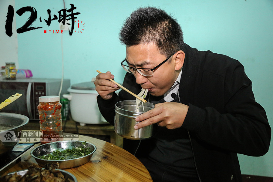 【12小时】“书记”很忙！从行程表感受一位“第一书记”真实而普通的一天