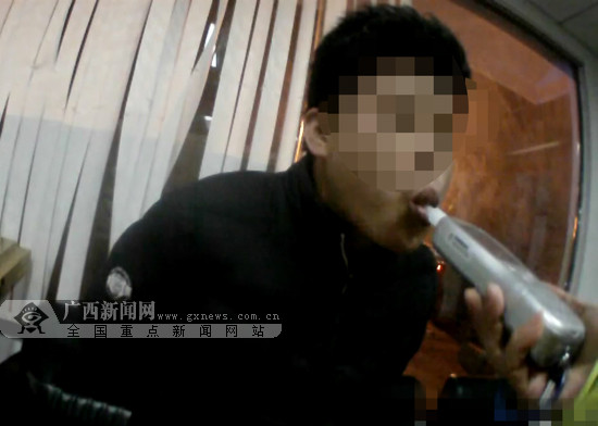男子实习期酒驾上高速被查获 被罚1000元扣12分
