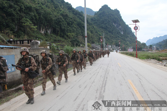 南疆边陲:广西边防旅某营开展实战化训练