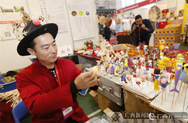 2019广西经济pk江西_2017广西新经济发展论坛在南宁成功举办(3)