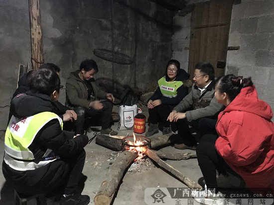 柳州市红会医院党员领导干部开展春节前慰问活动