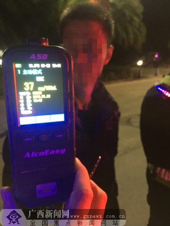 玉林交警开展专项整治行动为春运拧紧“安全门”