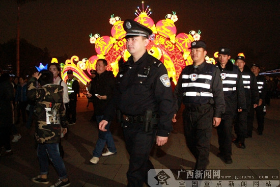 南宁警方完成元宵安保 受理警情同比下降8.45%