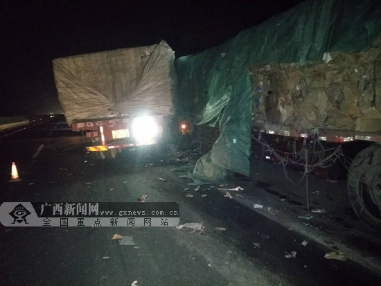 钦州：大货车高速失控 将旁边车辆撞向护栏(图)