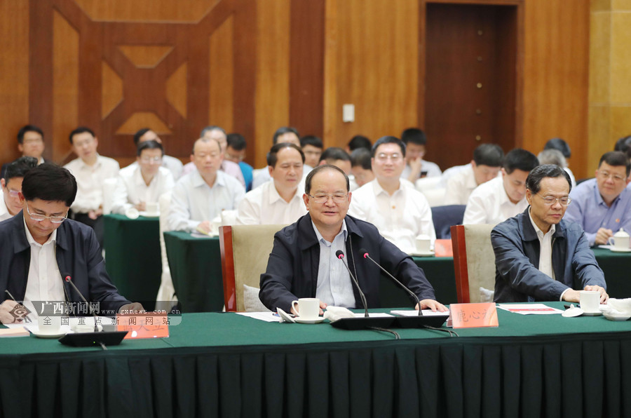 鹿心社陈武率广西党政代表团赴贵州学习考察