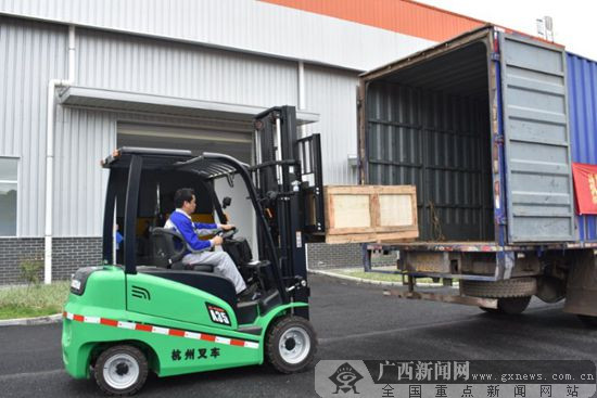 浦北高迈2019年首批电动物流车电池包交货