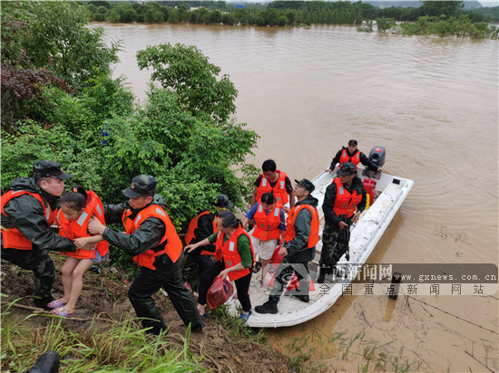 全州：救援队伍用行动搭起跨越洪流的“生命线”