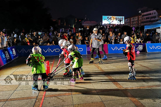 全国“轮冰”青少年轮滑系列赛再度降临贺州举办