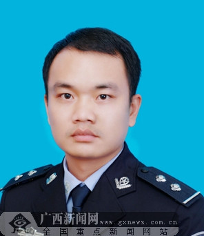 临危不惧挺身而出 桂平法警李燕强空手夺刀制服凶徒