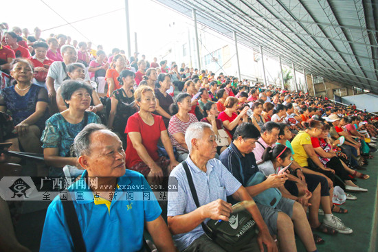 广西体育场组织专家为市民举办游泳安全知识讲座