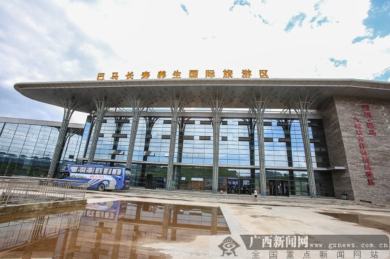 粤桂扶贫协作 深巴一家亲:东西“牵手”拔“穷根”