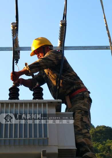 罗城进行电网升级改造 助力脱贫攻坚(图)