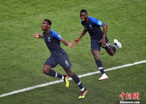 英超:曼联1:1战平狼队 博格巴遗憾失点