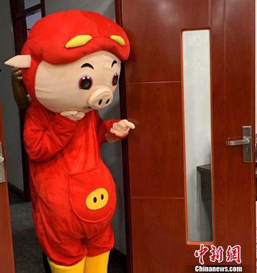 山西巨奖中1.34亿元高中"全副武装"现身兑奖现场彩民皖治图片