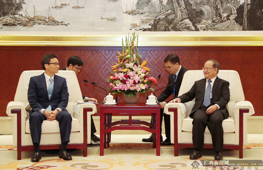 鹿心社陈武分别会见出席第十六届东博会的各国政要