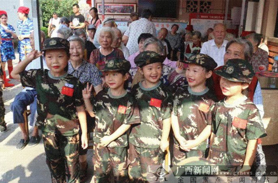 榕湖社区开展“传承好家风·共抒家国情”实践活动