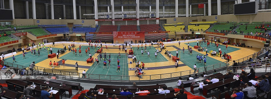 第五届广西城乡万人气排球赛总决赛在贵港开赛